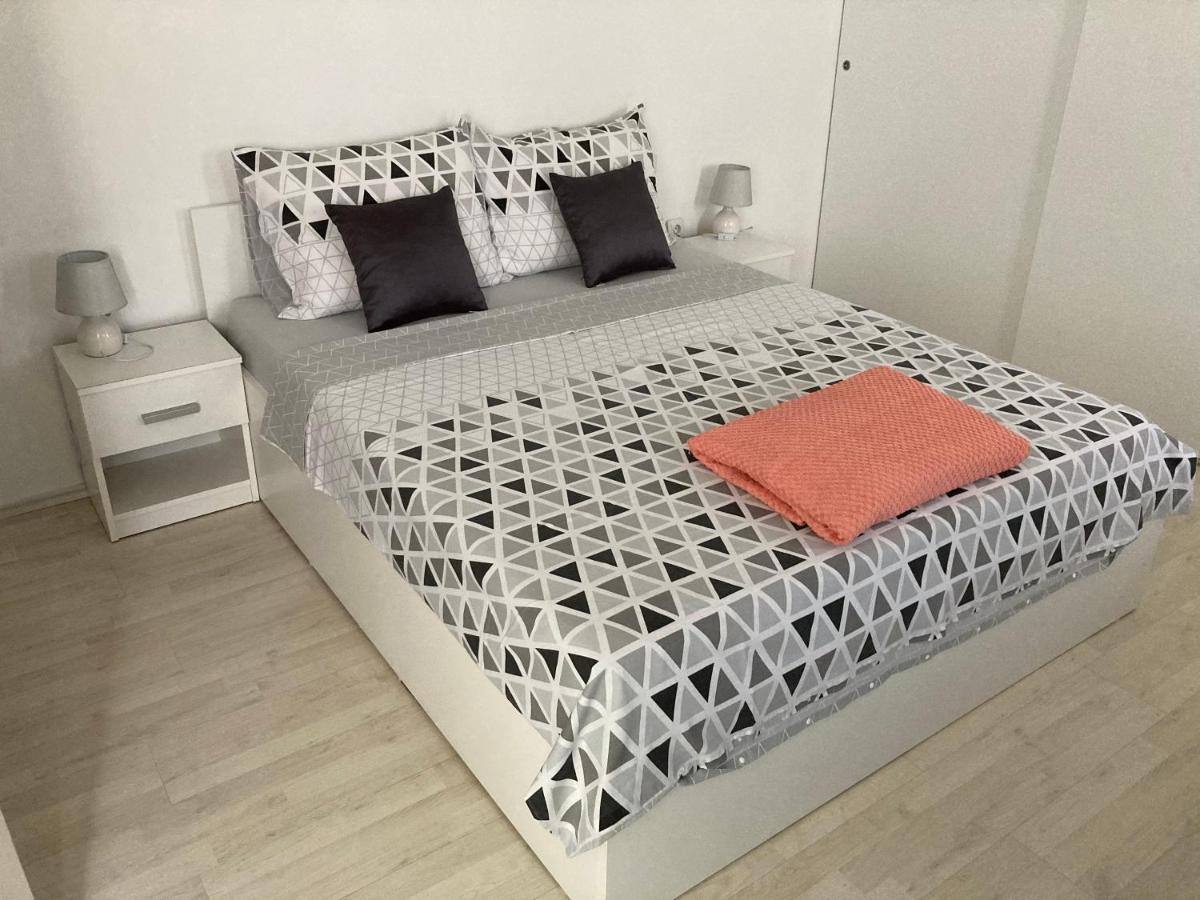Studio Apartman Valentina Velika Mlaka Bagian luar foto