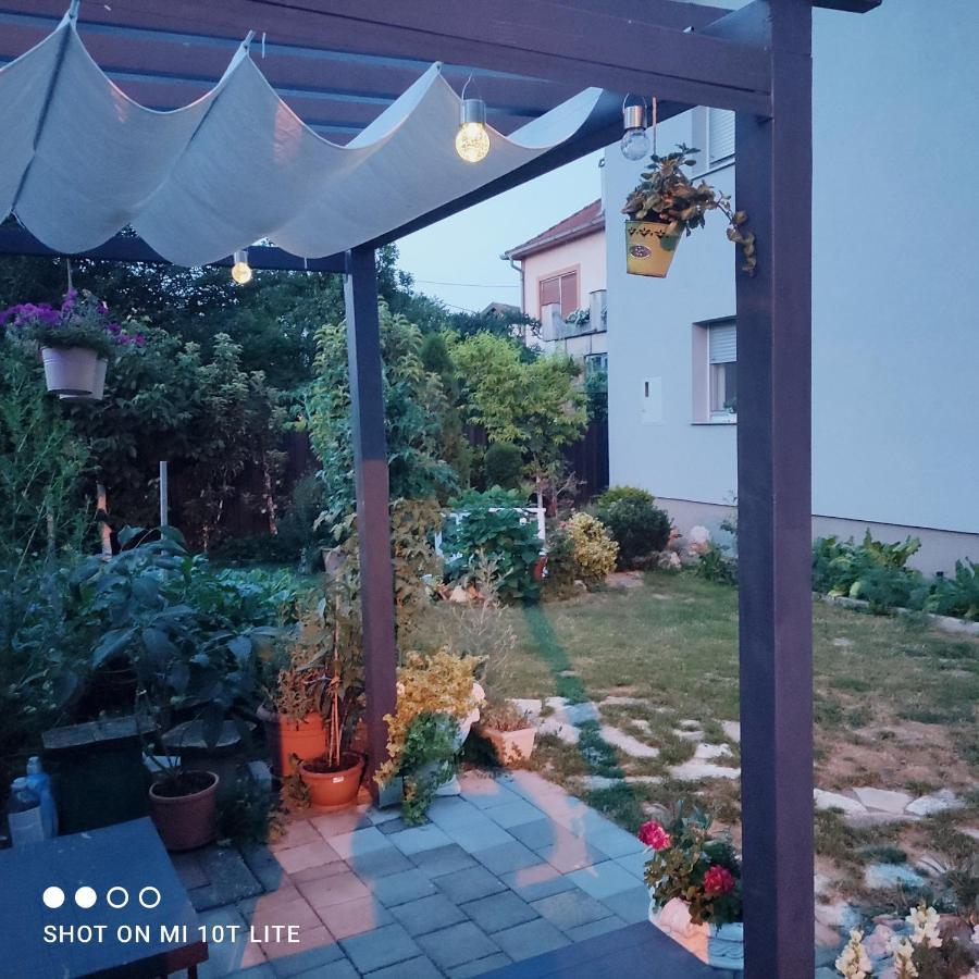 Studio Apartman Valentina Velika Mlaka Bagian luar foto